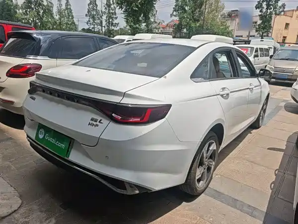 Geely Emgrand L Hip 2024