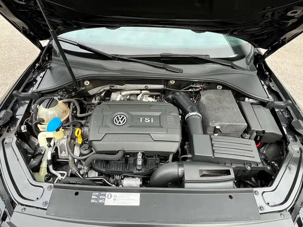 Volkswagen Passat 2018 — фото 19