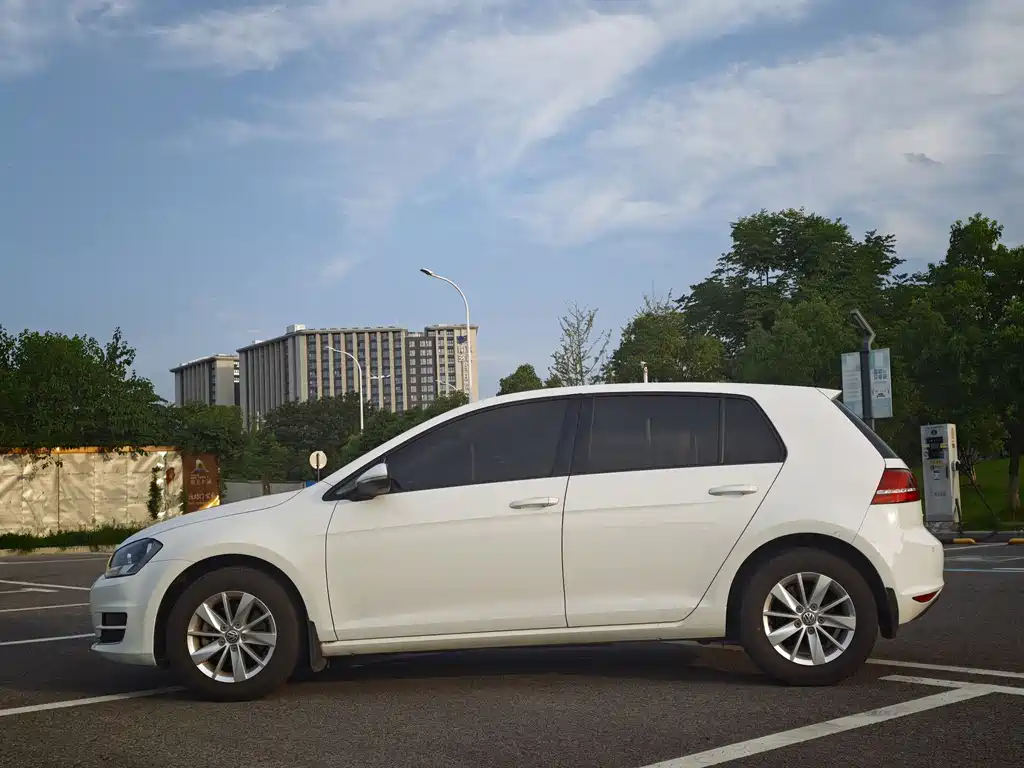Volkswagen Golf 2014