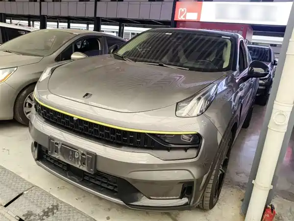 Lynk & Co 05 2022