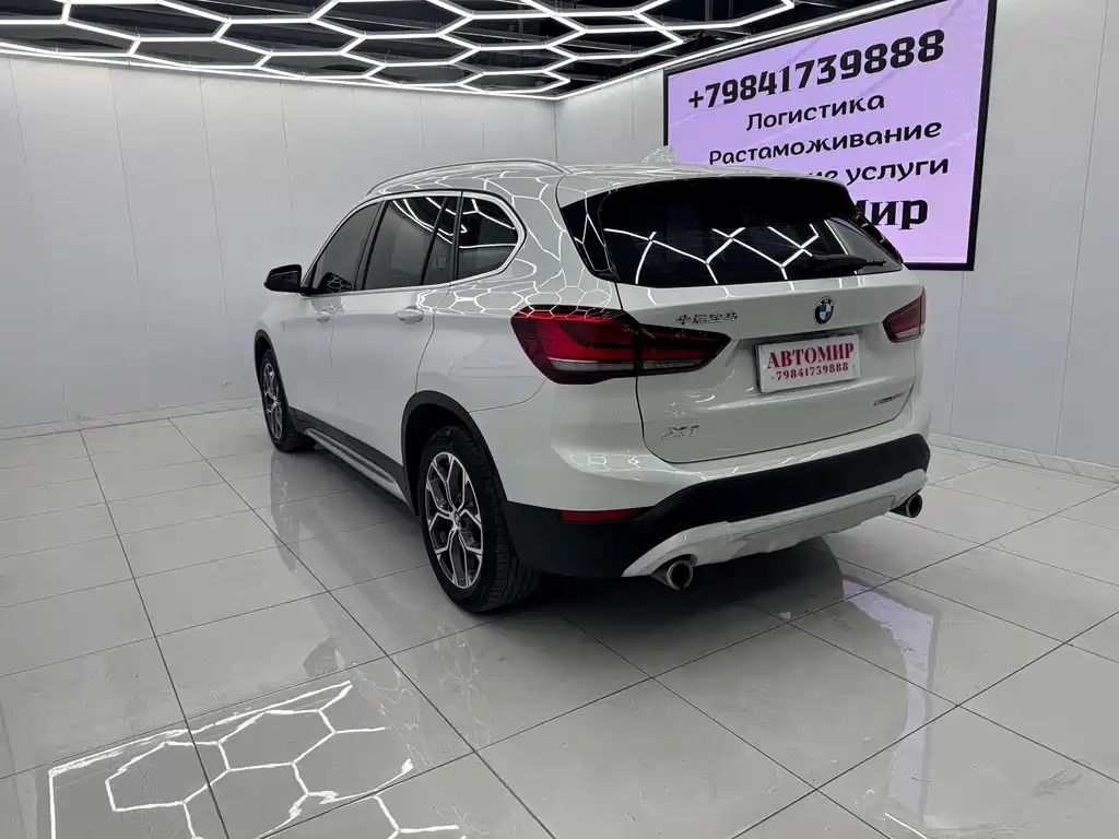 BMW X1 2022 — фото 8