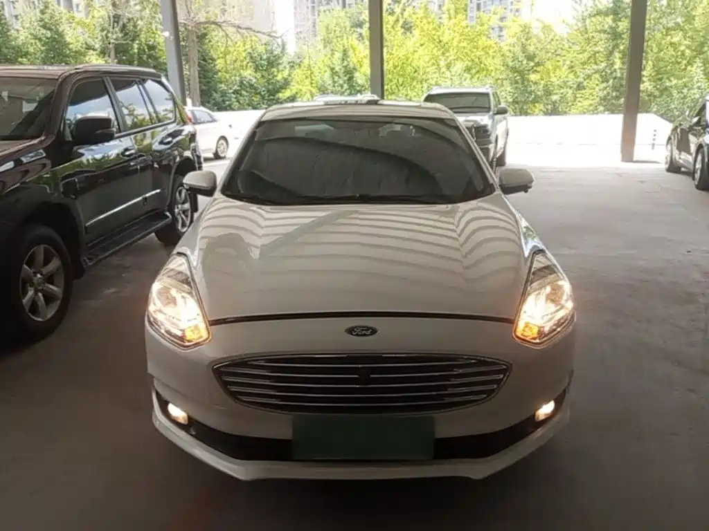 Ford Forrest 2019