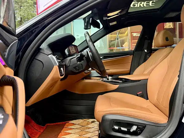 BMW 5 Series 2020