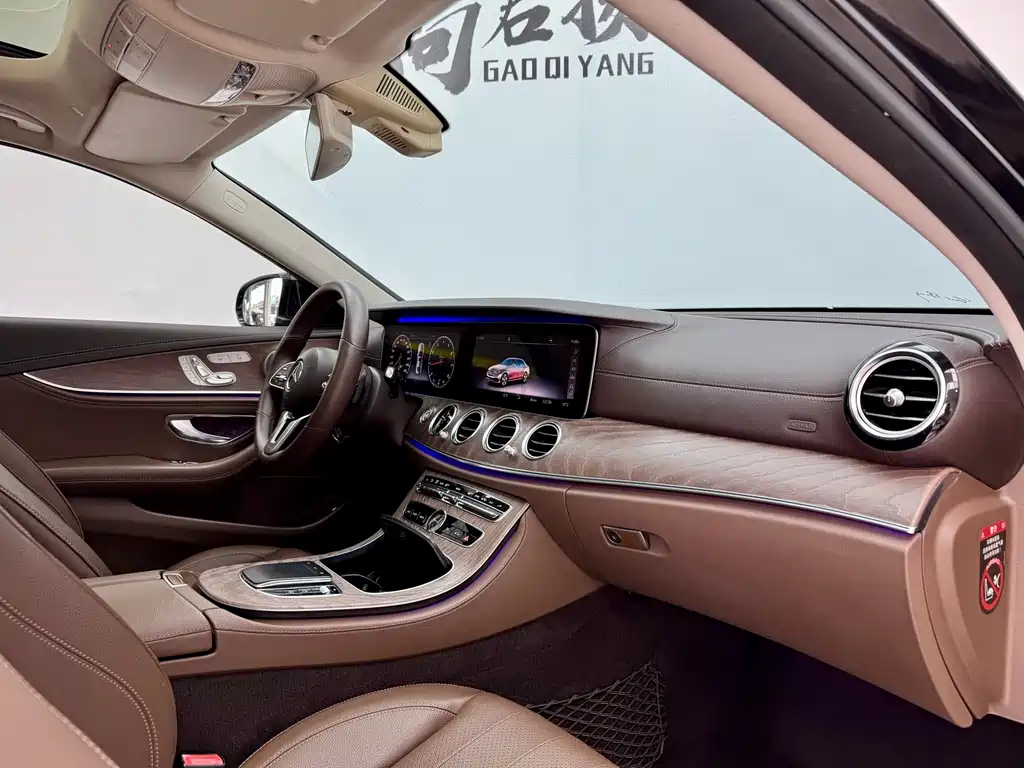 Mercedes-Benz E-Class 2020 — фото 16