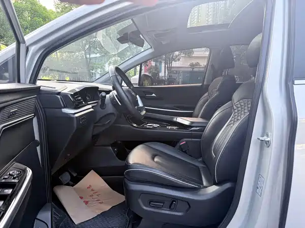 Hyundai Custin 2021
