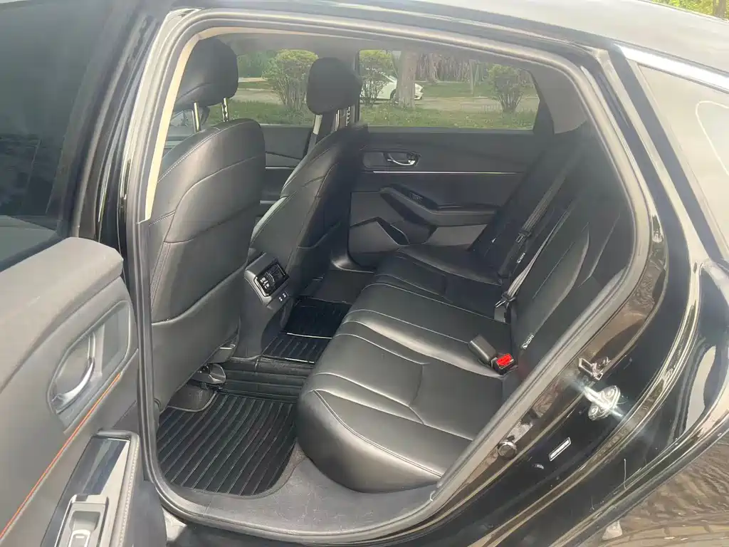 Honda Accord 2024 — фото 10