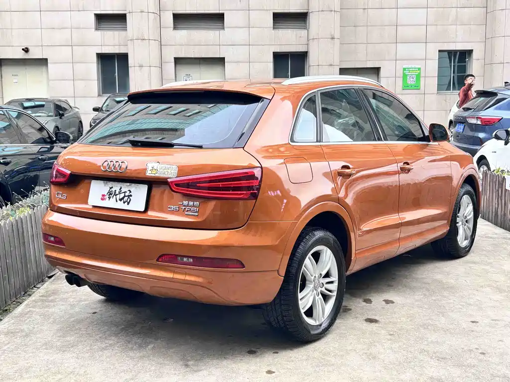 Audi Q3 2015