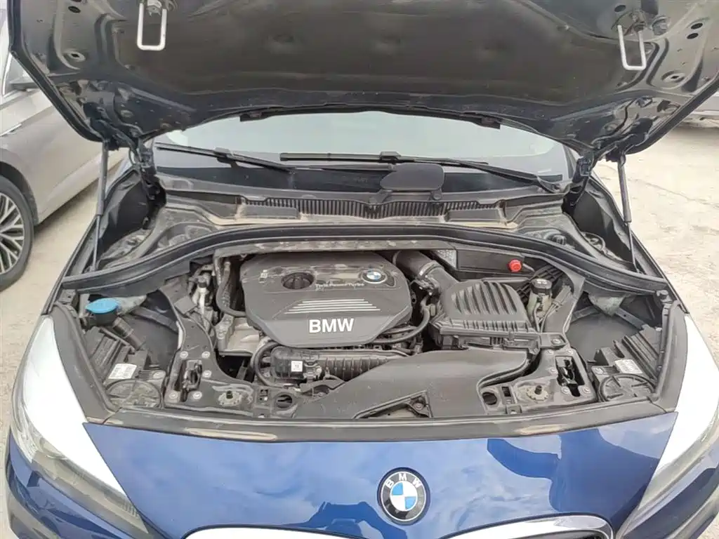 BMW 2 Series Active Tourer 2016 — фото 20