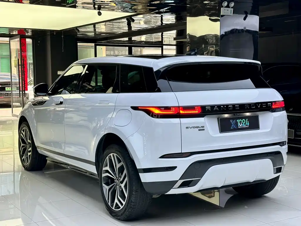 Land Rover Evoque PHEV 2023 — фото 6