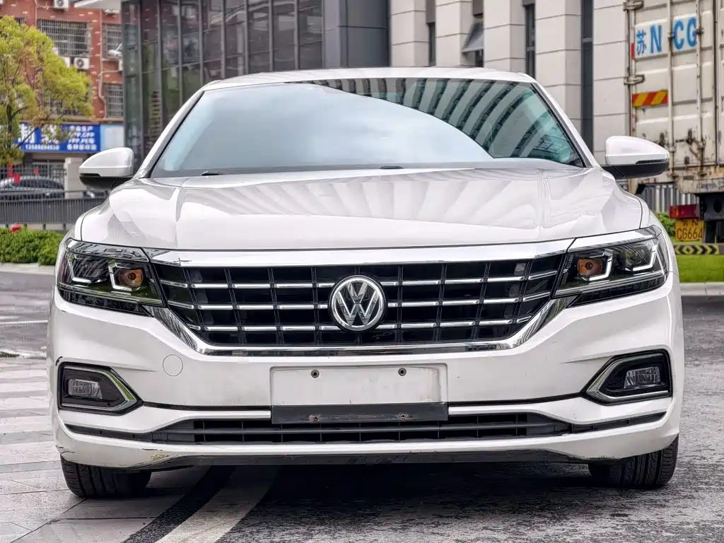 Volkswagen Passat 2020 — фото 4
