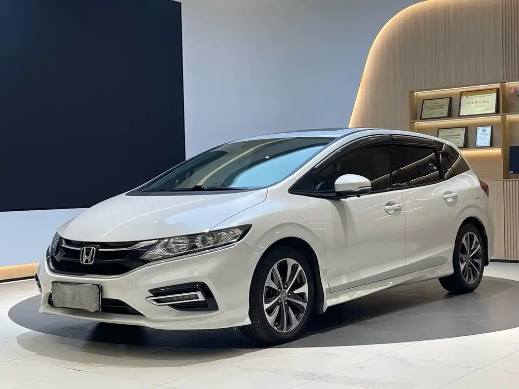 Honda Jade 2018 — фото 1