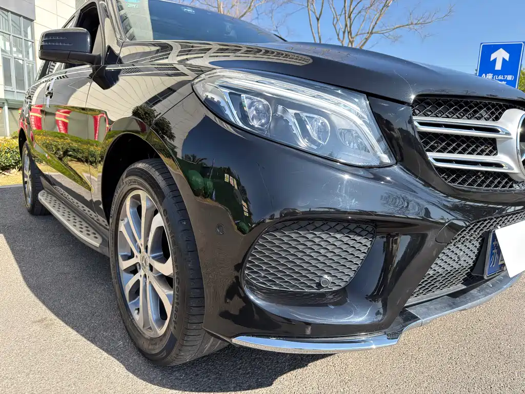 Mercedes-Benz GLE 2017 — фото 13