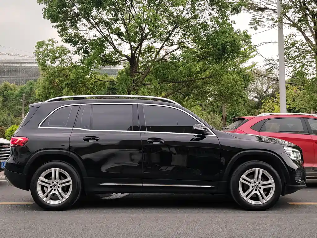 Mercedes-Benz GLB 2022 — фото 15