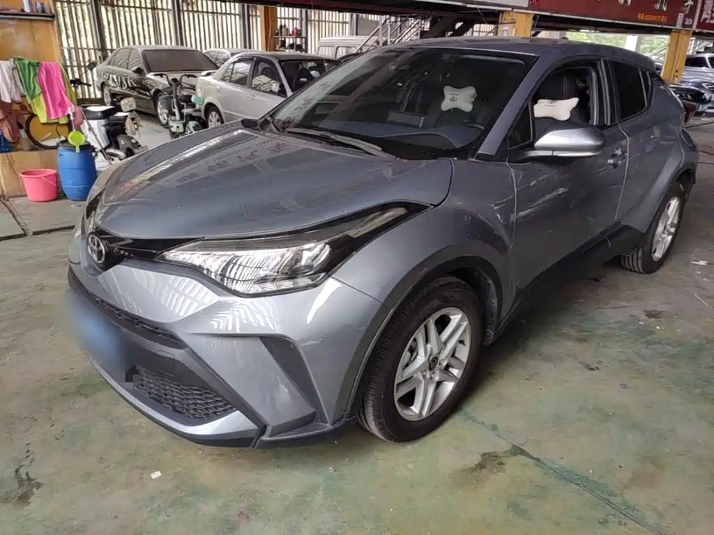 Toyota C-HR 2024 — фото 2