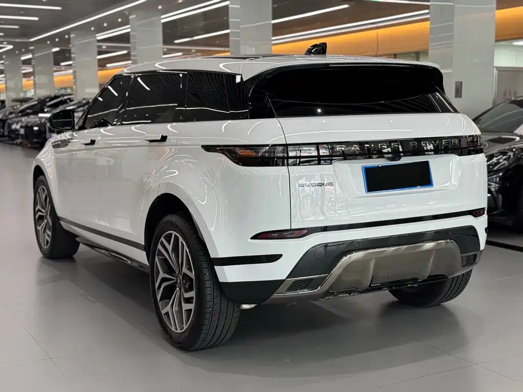 Land Rover Evoque 2025 — фото 10