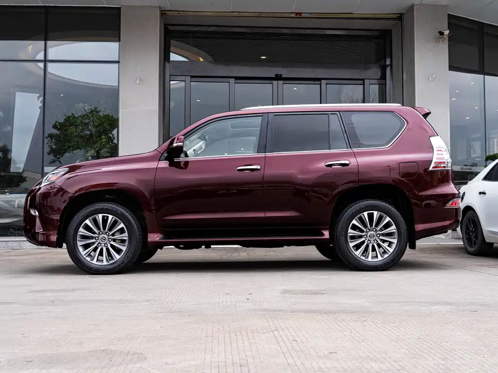 Lexus GX 2022 — фото 4