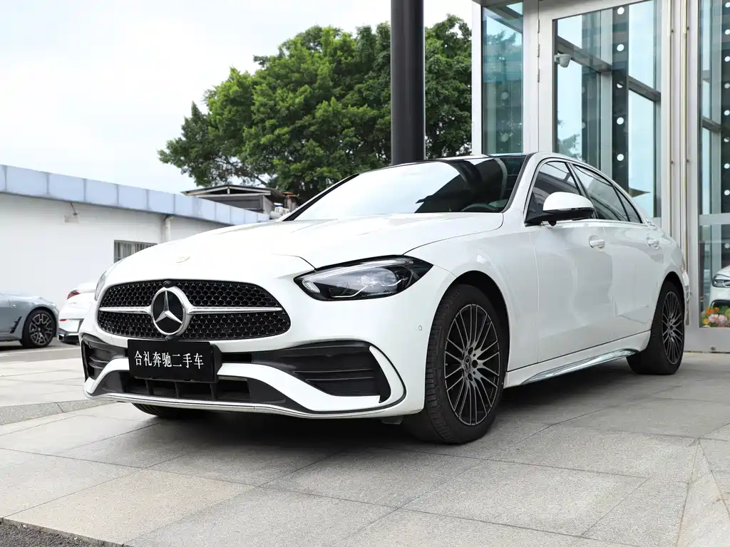 Mercedes-Benz C-Class 2023 — фото 1