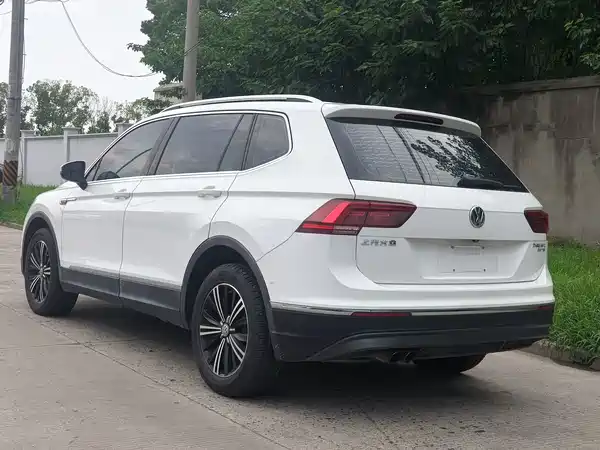 Volkswagen Tiguan L 2017