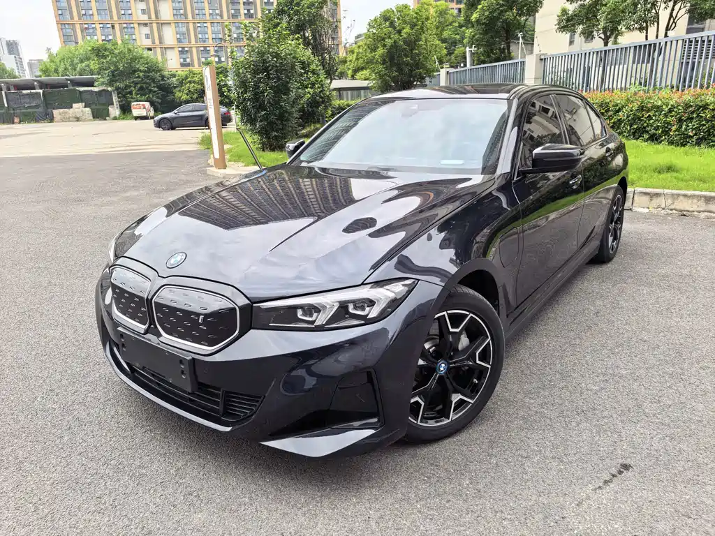 BMW i3 2024 — фото 1
