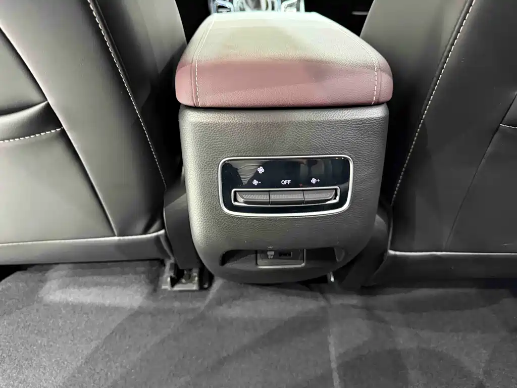 GAC Trumpchi M6 2022 — фото 14