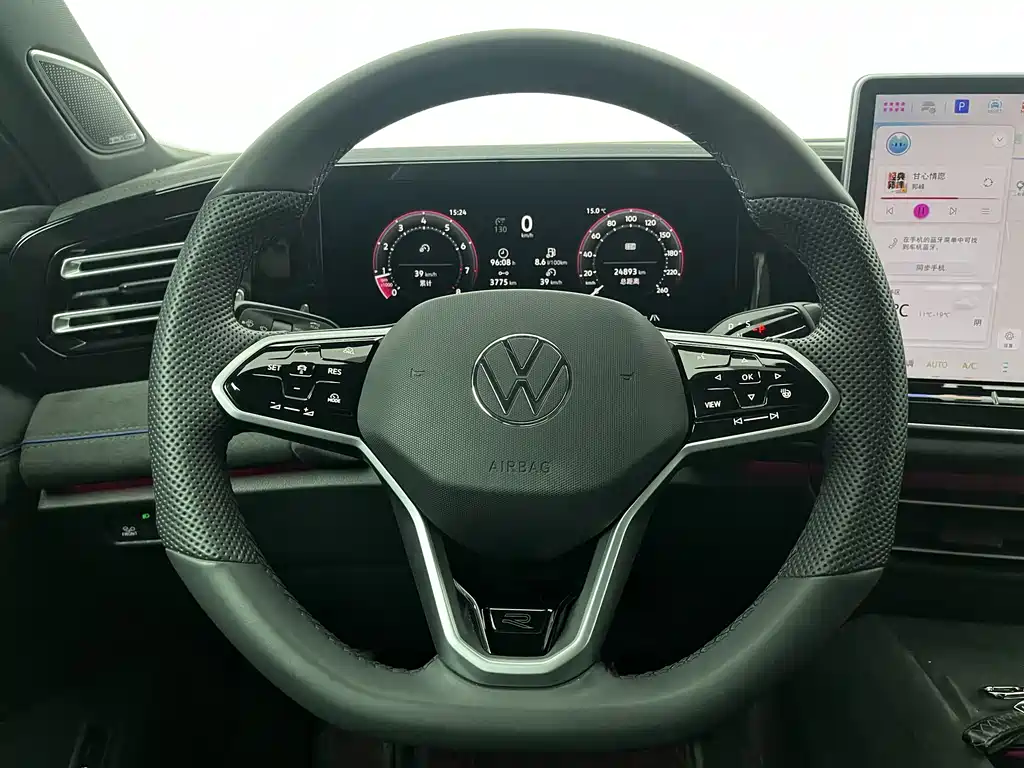 Volkswagen Tiguan L 2024 — фото 14