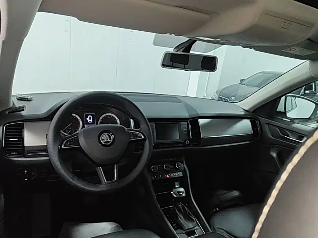 Skoda Kodiaq 2017 — фото 10