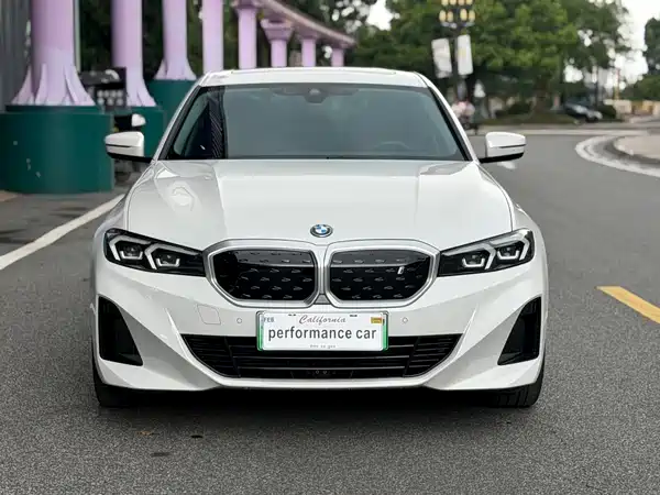 BMW i3 2024
