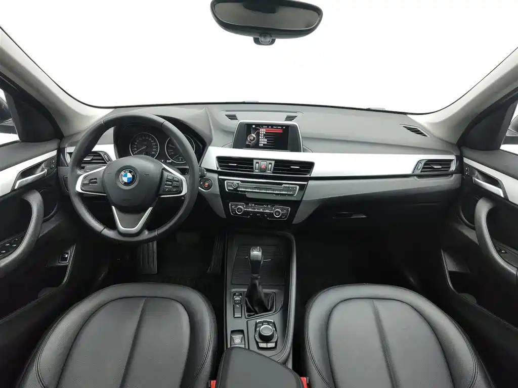 BMW X1 2016 — фото 5