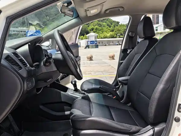 Kia K3 2015