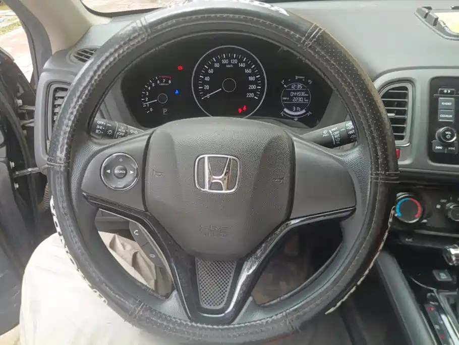 Honda Vezel 2016 — фото 15