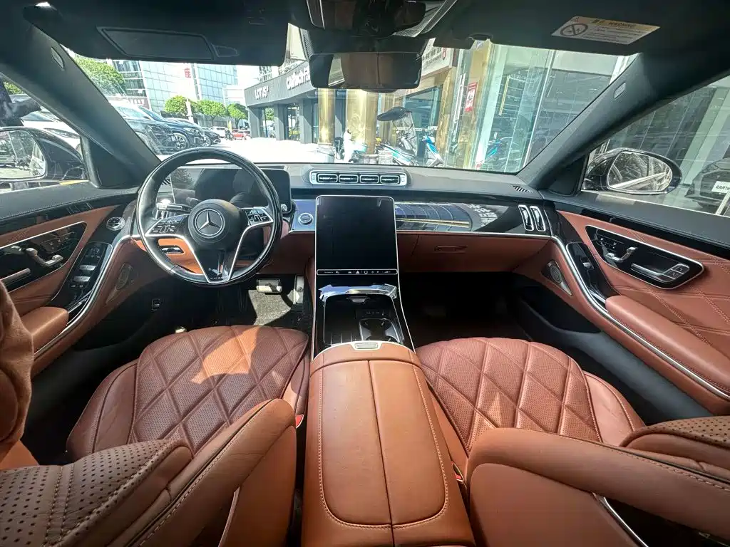 Mercedes-Benz Maybach S-Class 2023