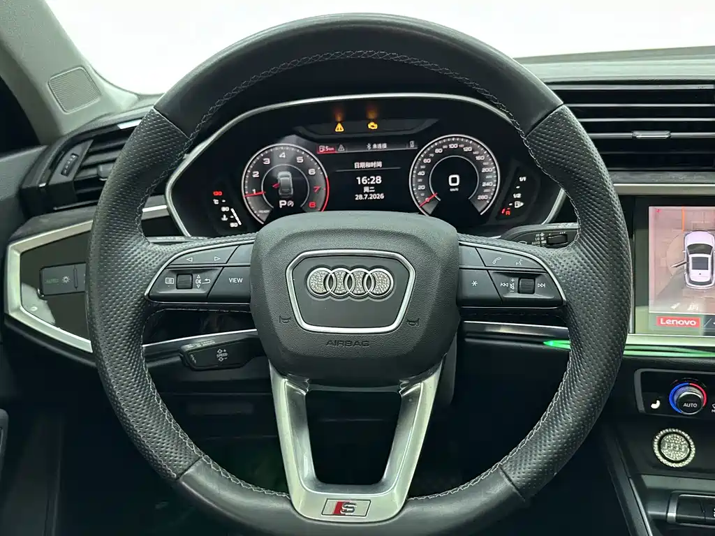 Audi Q3 Sportback 2023 — фото 12