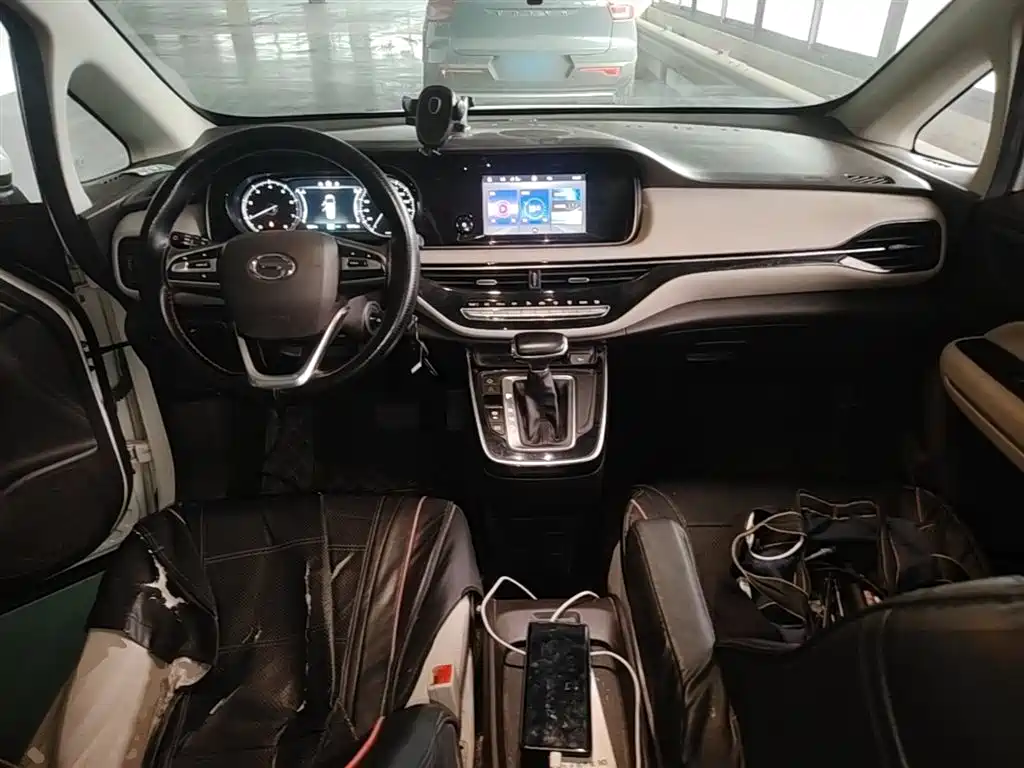 GAC Motor Trumpchi M6 2019 — фото 10