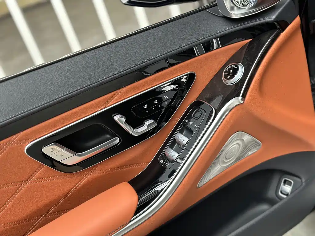 Mercedes-Benz Maybach S-Class 2022 — фото 9