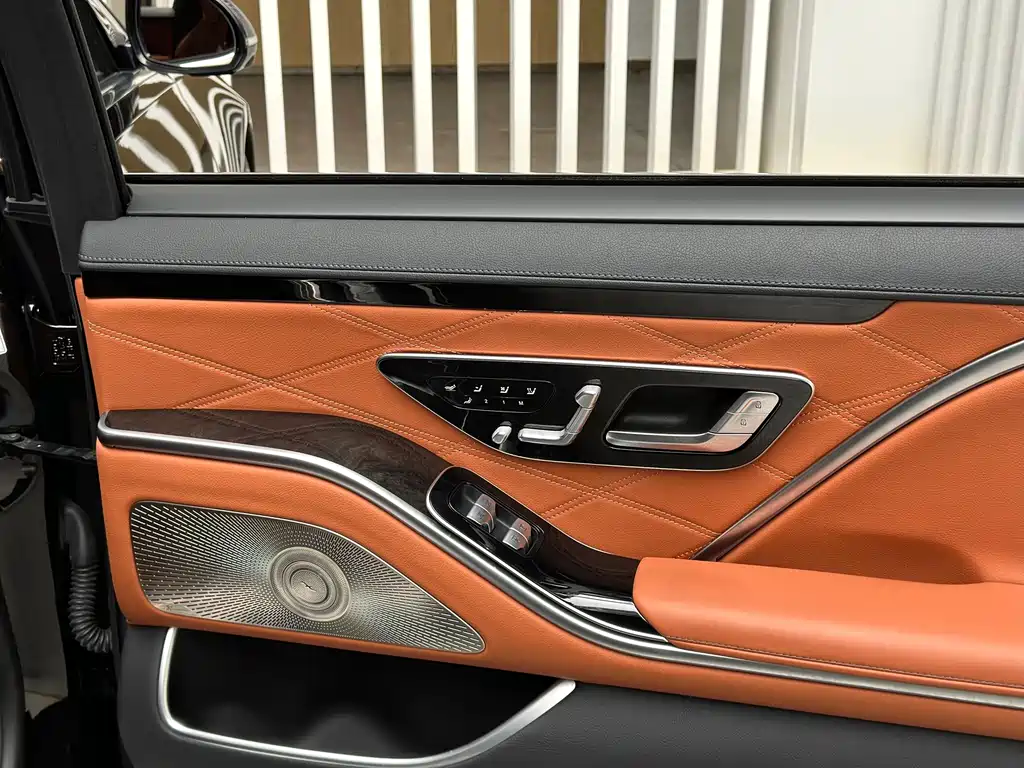 Mercedes-Benz Maybach S-Class 2022 — фото 19