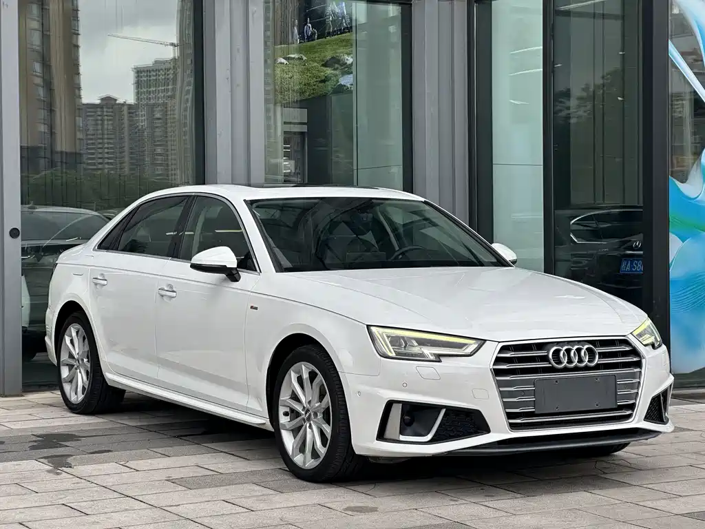 Audi A4L 2019