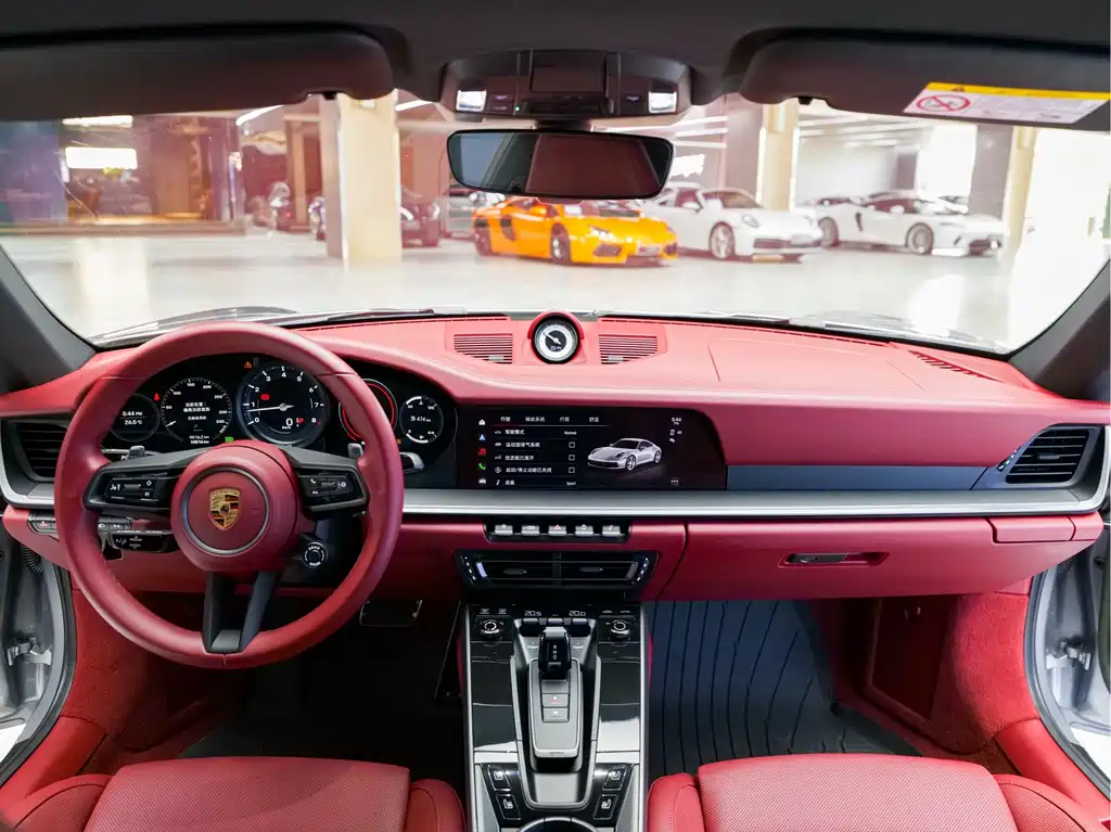 Porsche 911 2023 — фото 9