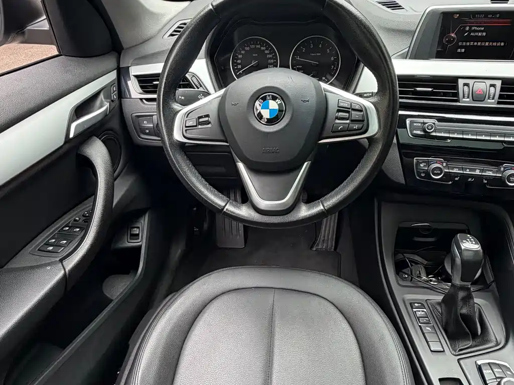 BMW X1 2016 — фото 10