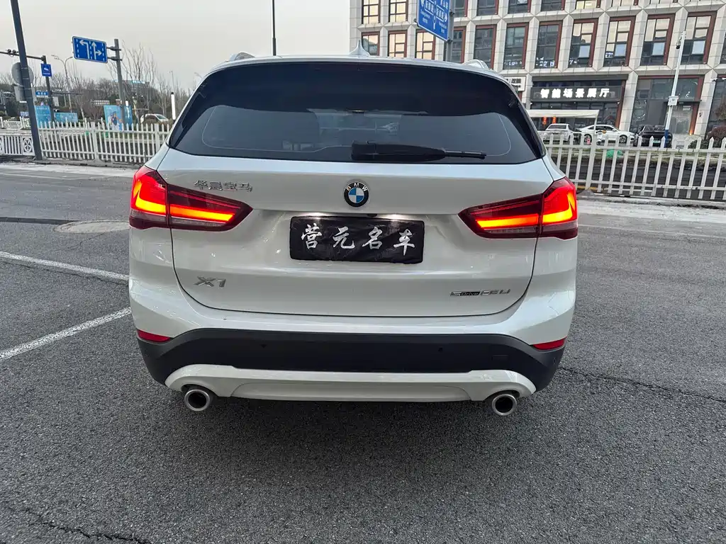 BMW X1 2022 — фото 9