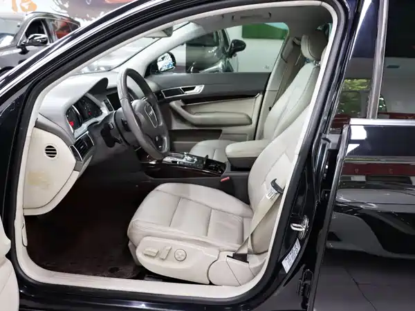 Audi A6L 2012