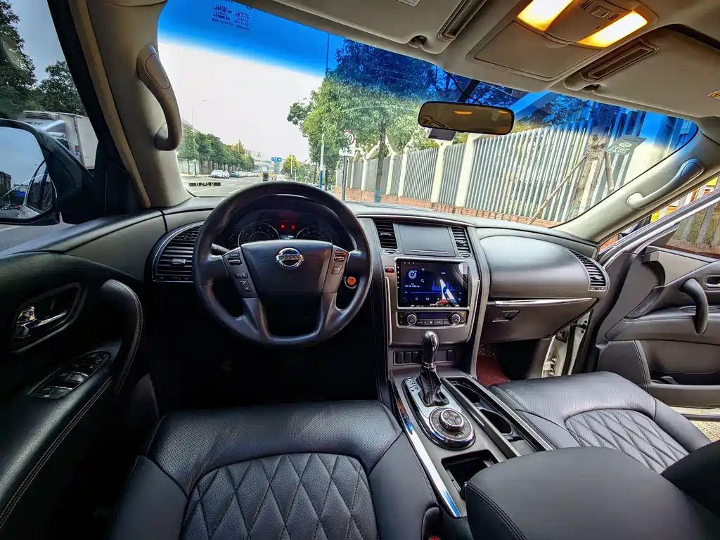 Nissan Patrol 2017 — фото 12