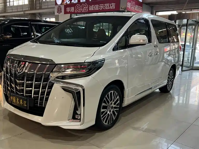 Toyota Alphard 2016 — фото 3
