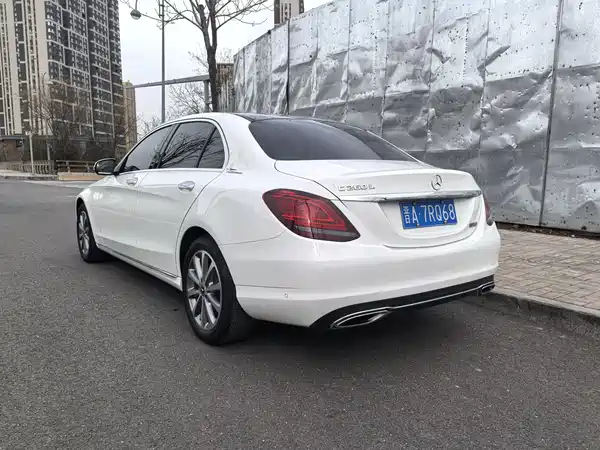 Mercedes-Benz C-Class 2020