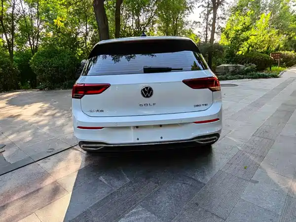 Volkswagen Golf 2022