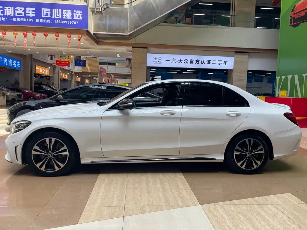Mercedes-Benz C-Class 2019 — фото 4