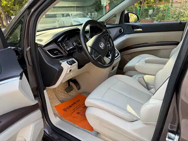 Buick GL8 2020