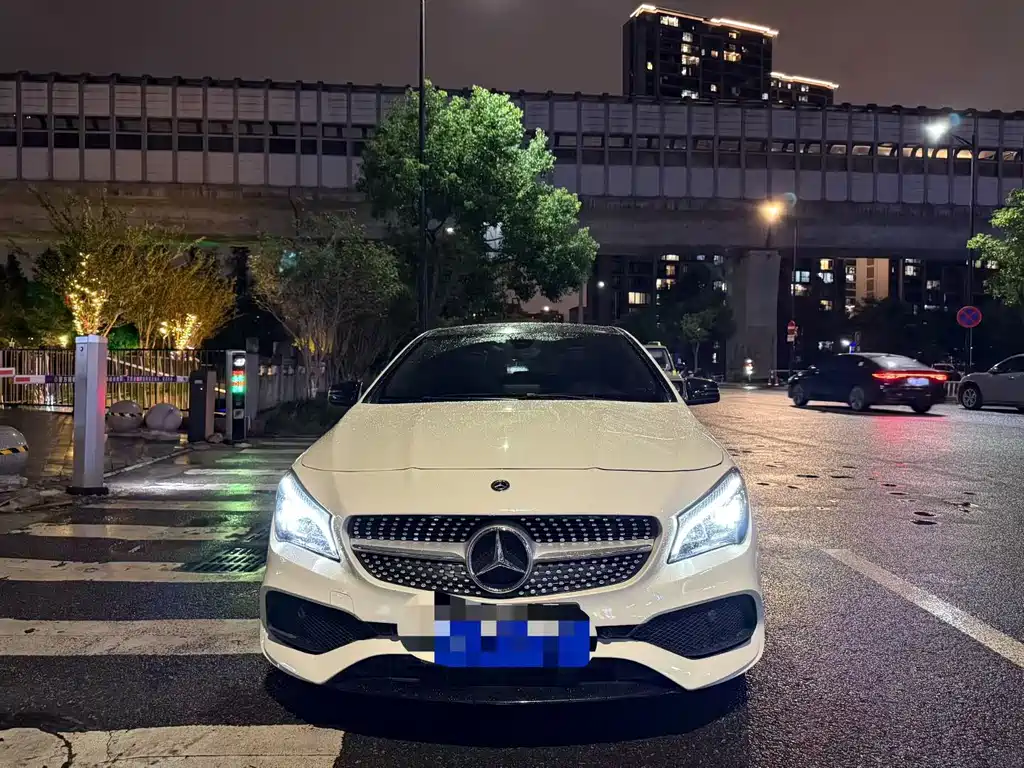 Mercedes-Benz CLA 2018