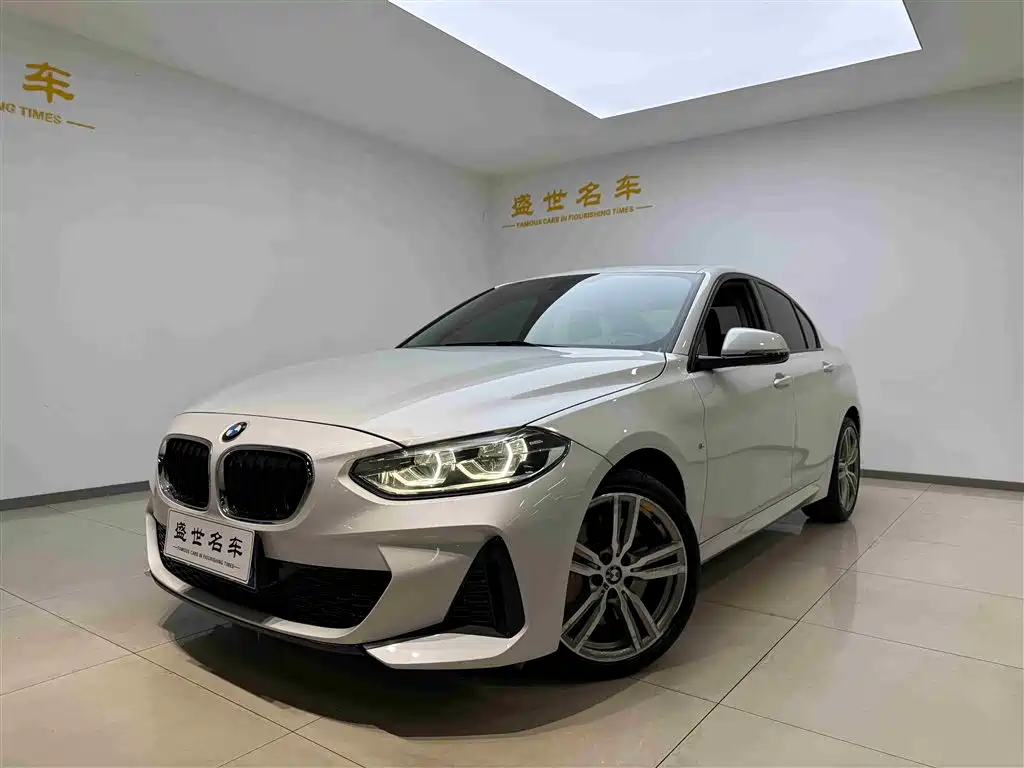 BMW 1 Series 2019 — фото 3