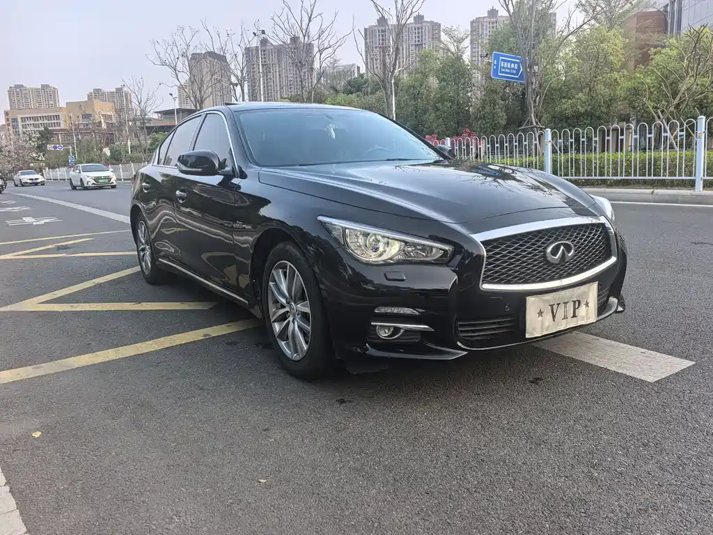 Infiniti Q50L 2017 — фото 5