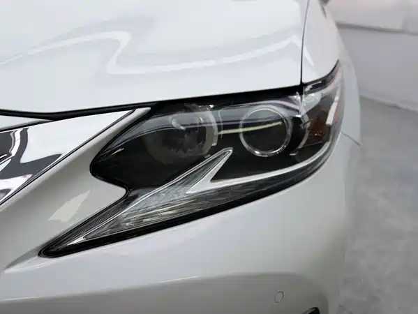 Lexus ES 2017